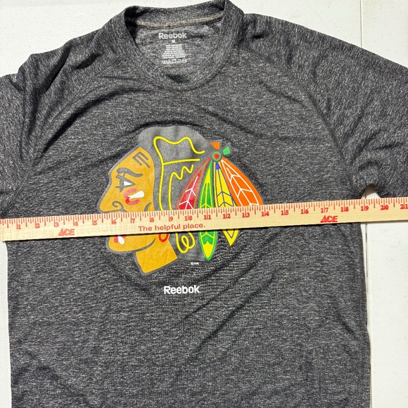 Reebok Playdry graphic tee - Picture 4 of 7